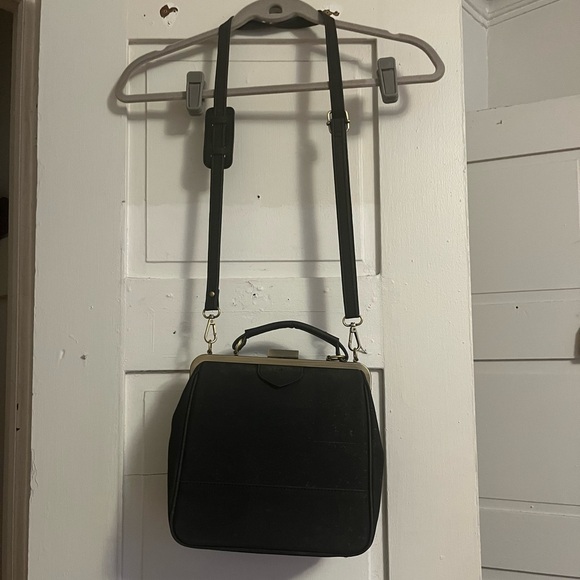 Laflore Paris Bebebark Convertible Purse - Picture 6 of 6